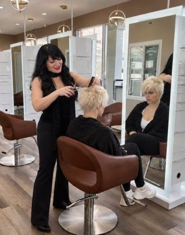 Textured pixie cut with choppy layer